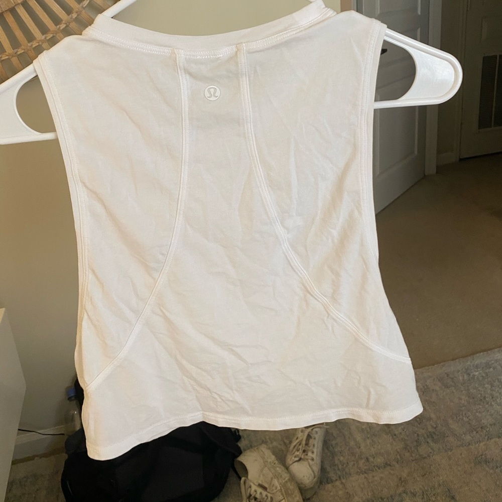 Lululemon cropped white tank top